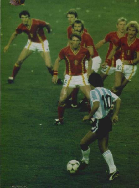 1 Vs 7 c vraiment lui MaRaDoNNa